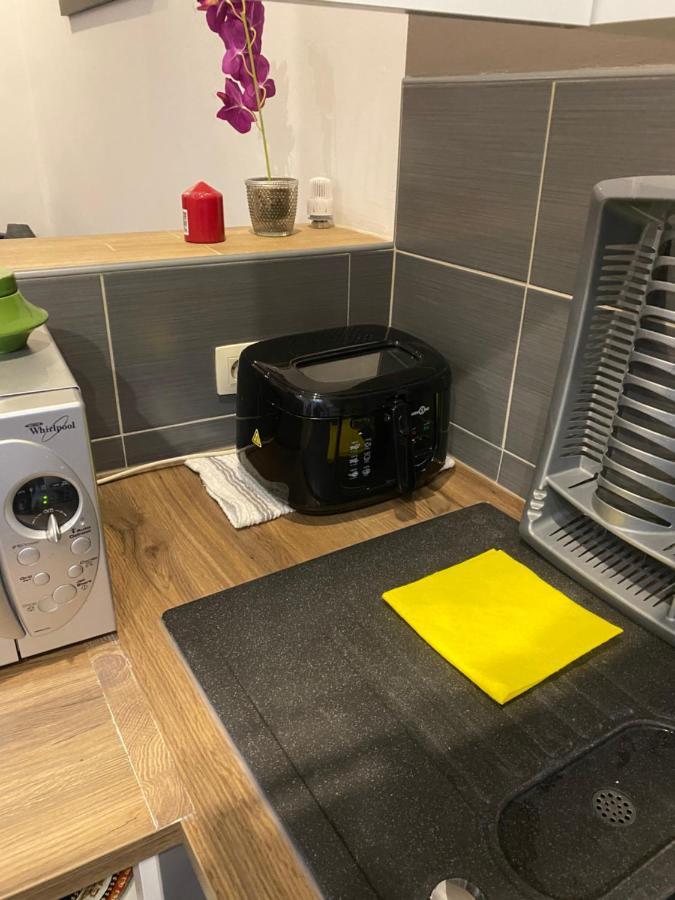 Superbe Appartement Charleroi Eksteriør billede