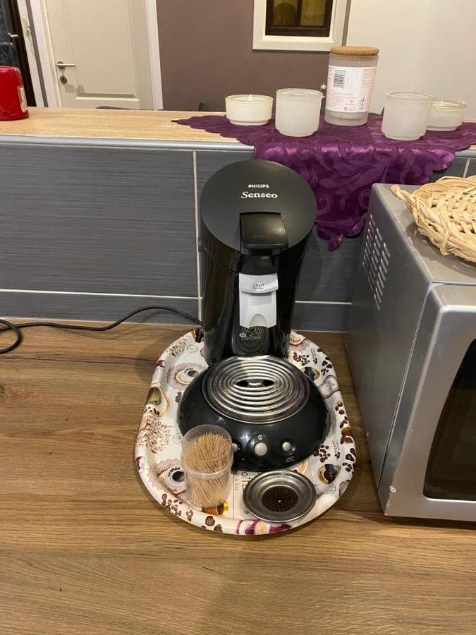 Superbe Appartement Charleroi Eksteriør billede